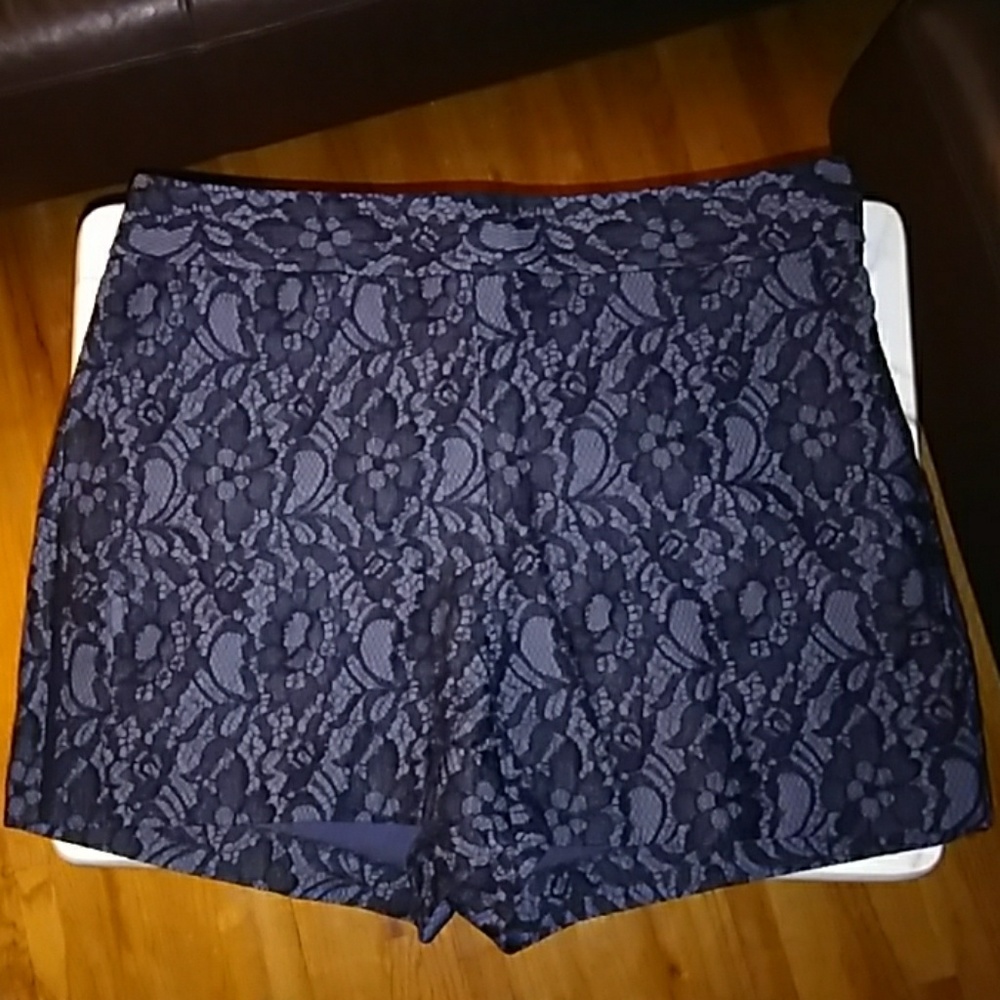 Express High Waisted Black Lace Navy Shorts SZ 10